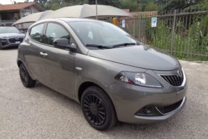 1000 HYBRID SILVER 70 CV KM 0 ITALIA