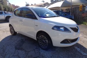 1000 HYBRID PLATINO 70 CV KM 0 ITALIA