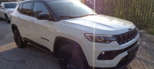 1300 PHEV S 180 CV 4X4 AUTOM. ITALIA