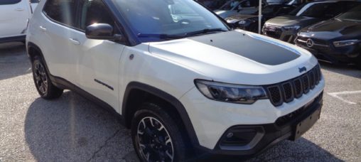 1300 PHEV TRAILHAWK 180 CV 4X4 AUTOM. ITALIA