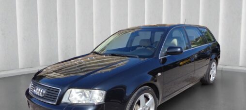 AVANT 2700 QUATTRO 250 CV TIPTRONIC ITALIA